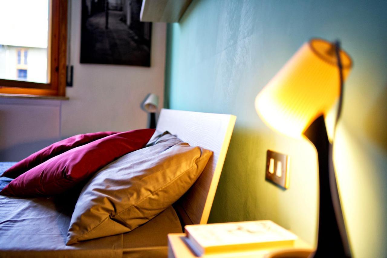 Casa Zoe Apartment Free Parking,Self Check In & Free Wi Fi Parma Bagian luar foto
