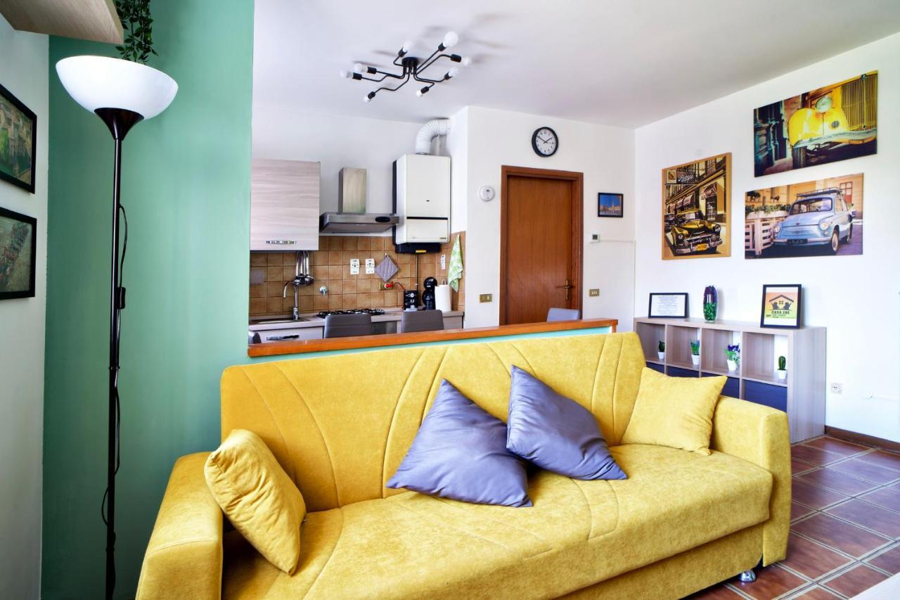 Casa Zoe Apartment Free Parking,Self Check In & Free Wi Fi Parma Bagian luar foto