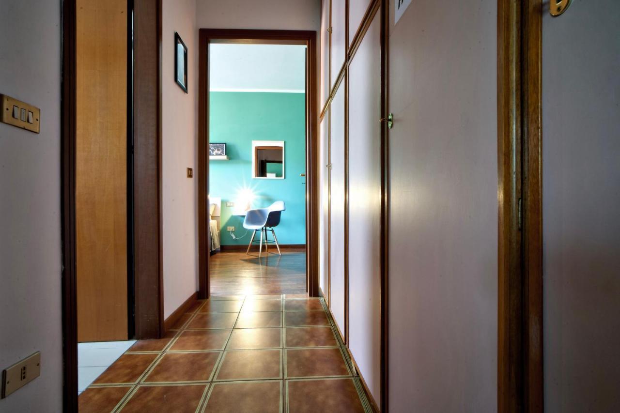 Casa Zoe Apartment Free Parking,Self Check In & Free Wi Fi Parma Bagian luar foto