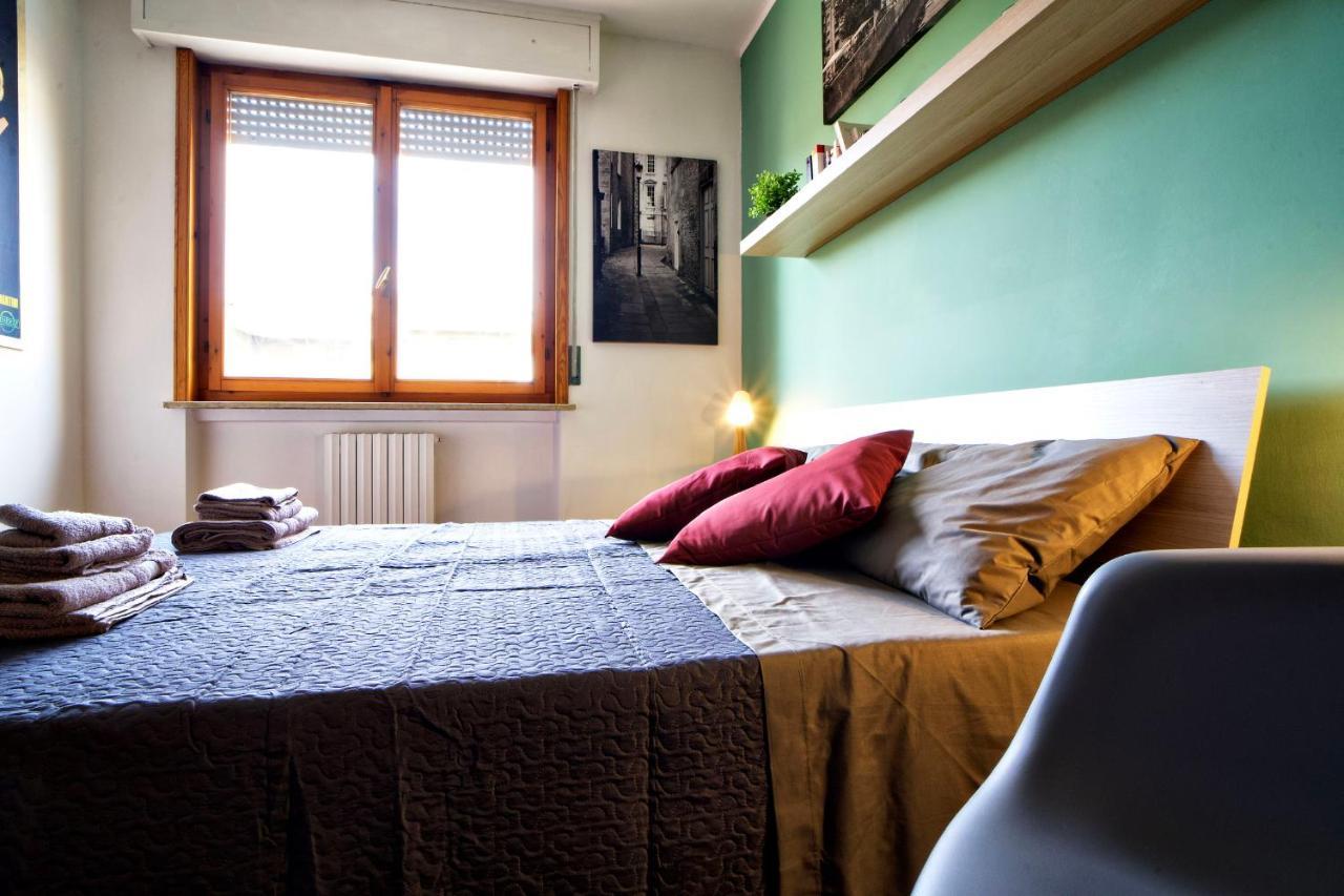 Casa Zoe Apartment Free Parking,Self Check In & Free Wi Fi Parma Bagian luar foto