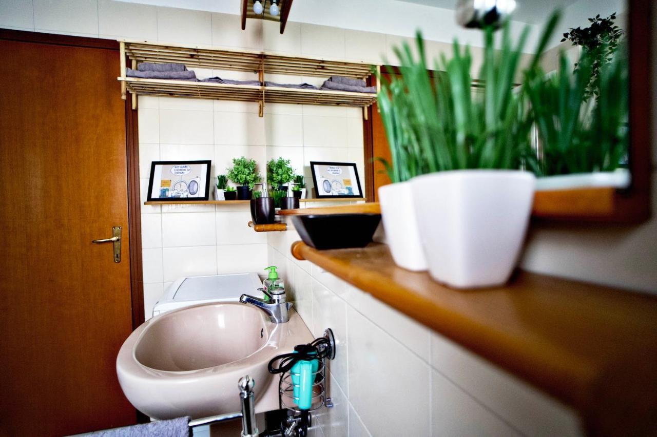 Casa Zoe Apartment Free Parking,Self Check In & Free Wi Fi Parma Bagian luar foto